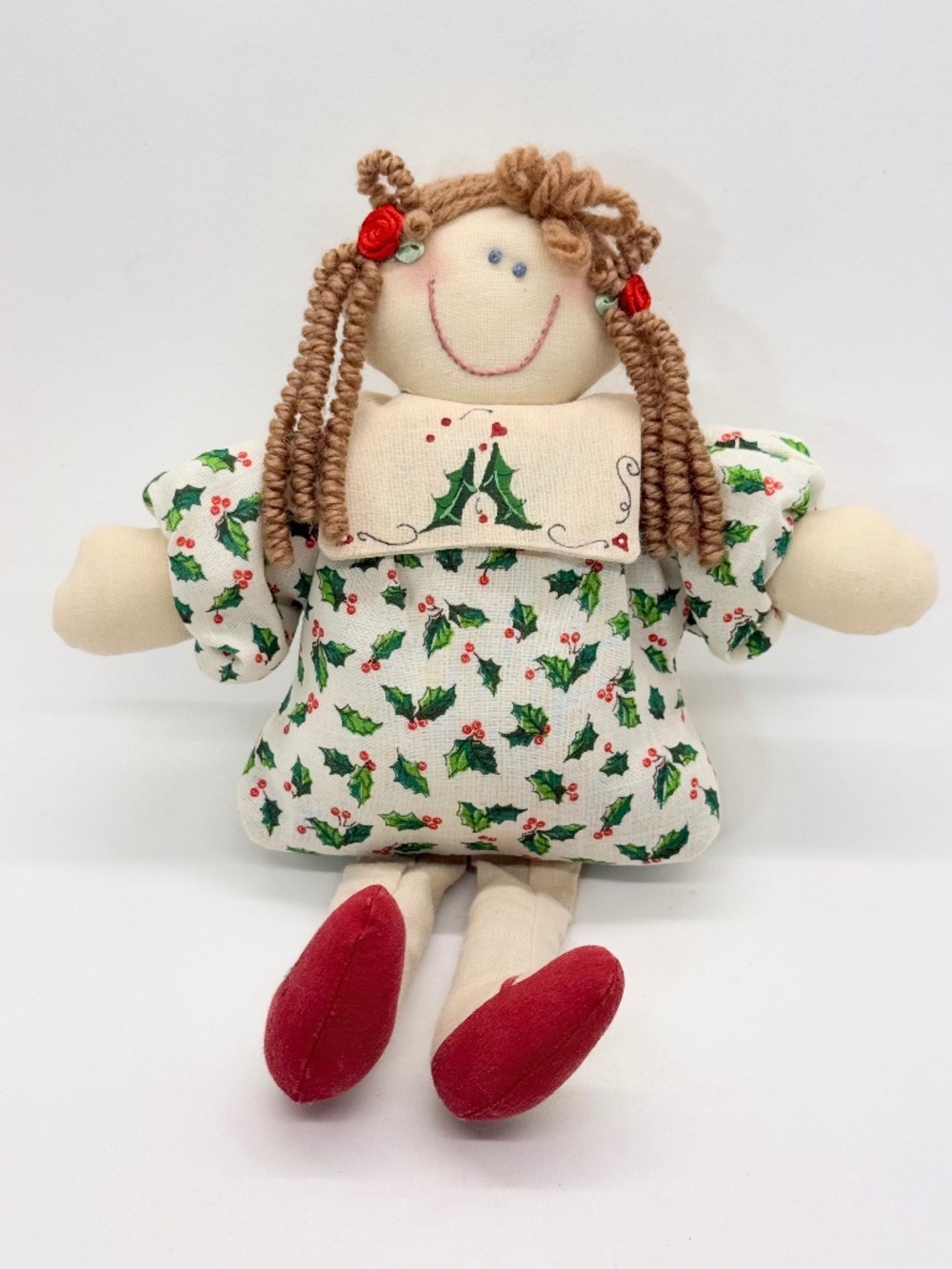 Signed Amber Joyce Holiday American Country Folk Art Shelf Sitter Rag Doll